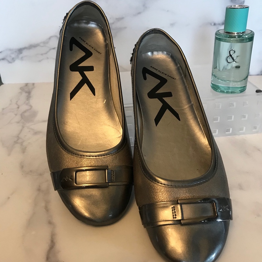 Anne Klein Silver Flats